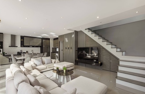 Choeng Thale Villa | 3-Bedroom Wallaya pool villa in Bangtao