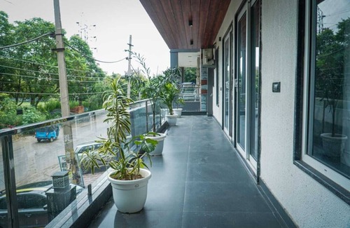 Gurugram Apartamento | 3 Bedroom with Terrace for Party/Events in Gurgaon