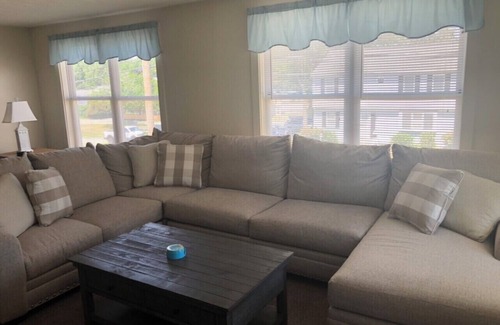 Old Orchard Beach Apartamento | 3 dormitorios con A / C & Free Beach Aparcamiento