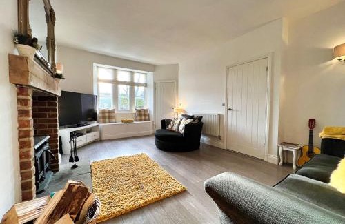 Norham Casa | 3 Bedrooms - 2 Bath Rooms - Dog Friendly - Beach