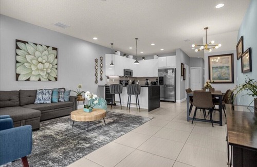 Four Corners Casa | 3 Bedrooms/3 Bathroom The Retreat (1523 RC)