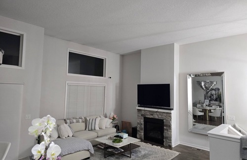 Waukee Casa | 3-bedroom home just 6 minutes from Jordan Creek Town Center