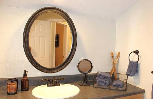 Bass Lake Casa | 3 bedrooms house in tranquil Bass Lake with AC WiFi Enjoy relaxation