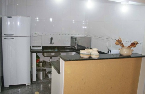 Toninhas Condominio | 3 dormitorios, piscinas, jardines, seguridad las 24 horas, aire acondicionado al lado de la playa.
