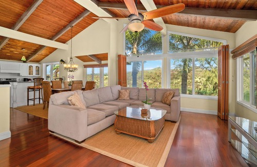 Bayview Casa | 3 suites con aire acondicionado: piscina privada climatizada con energía solar