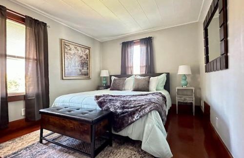 Upper Village Apartamento | 3 beds in Gorham direct trail access