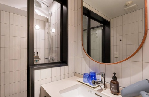 Atami Hotel | 3 Beds RoomNopets allowed1offsite parking lot / Atami Shizuoka