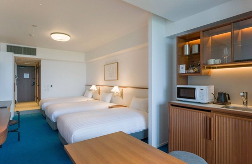 Atami Hotel | 3 Beds RoomNopets allowed1offsite parking lot / Atami Shizuoka
