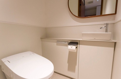 Atami Hotel | 3 Beds RoomNopets allowed1offsite parking lot / Atami Shizuoka
