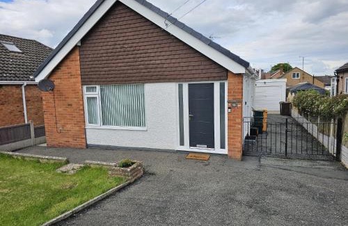 Rhyd-y-foel Casa | 3-Beds Sleeps 6 Walking distance to Castle & Town