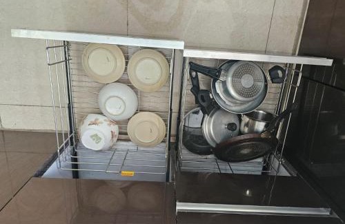 Alambagh Apartamento | 3 BHK in Krishna Nagar Lucknow LKO 302R