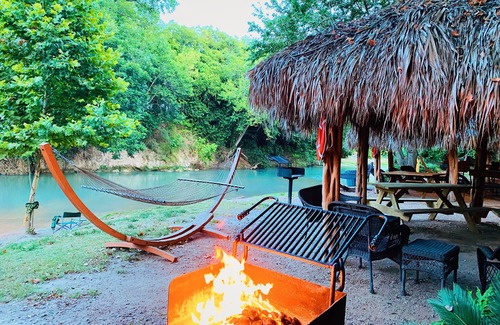 Prairie Lea Cabina | 3 Blue River Camp - Glamping Cabin