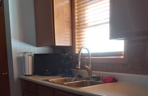 Downtown Omaha Casa | 3 br-2 bath centrally located 5 min. from CWS, Old Market, & Zoo.