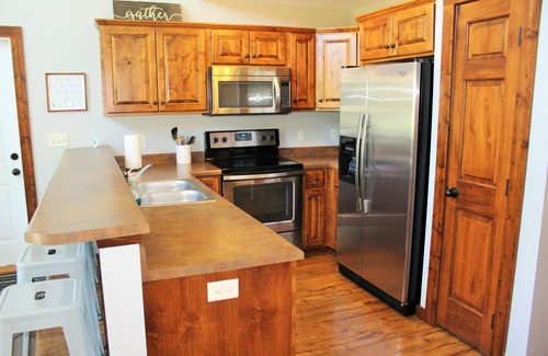 Spirit Lake Cabina | 3 br. 2ba sleeps 14