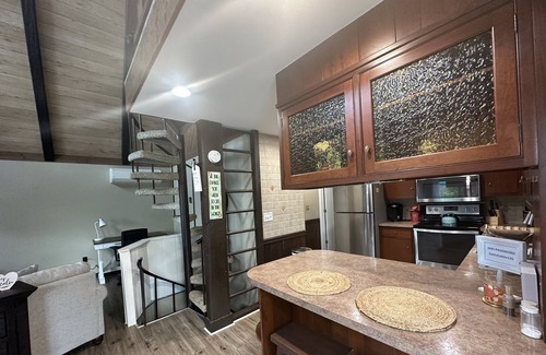 Middletown Casa | 3 BR/3Bth home in the woods Inground pool & New Hot Tub. Close to Hershey Park!