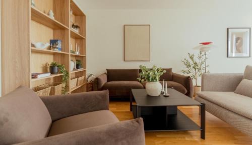 Torshavn Apartamento | 3 BR Apartment with Balcony, Sea View and Parking