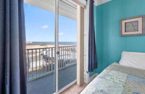 Ocean City Apartamento | 3 BR Belmont Towers on Boardwalk: Ocean & Bay Views