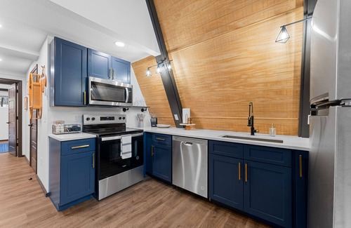 Omaha Cabina | CreekLakeSwim HotTub SteamShower HikingTrails