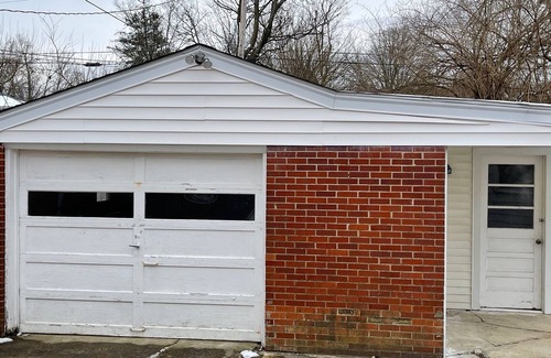 Woodland Hills Casa | 3 BR, close to fun, entertainment, shops, xway and your own rooms!