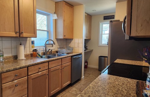 South Burlington Casa | 3 BR home near I-89, BTV, UVM & Malls