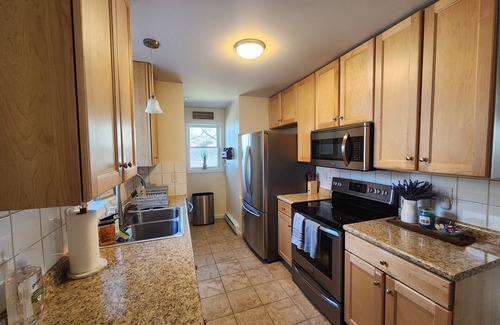 South Burlington Casa | 3 BR home near I-89, BTV, UVM & Malls