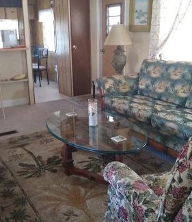 Englewood South Casa | 3 BR home on a canal in Paradise near the Beach!