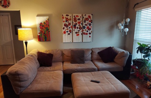 Troutman Park Casa | 3 BR house with deck and large back yard located on bike trail & public bus stop