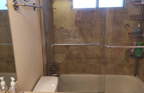 Troutman Park Casa | 3 BR house with deck and large back yard located on bike trail & public bus stop