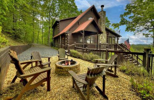 Morganton Casa | 3 BR Mountain Cabin Games Hot Tub Fire Pit