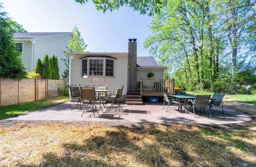 Mayo Casa | Grandma’s Summer House @ Beverly Beach