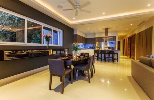 Amapas Apartamento | 3 BR Sayan Beach 2500 SF Luxury Oceanfront Condo