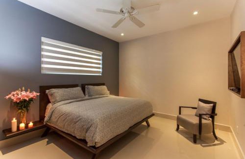 Amapas Apartamento | 3 BR Sayan Beach 2500 SF Luxury Oceanfront Condo