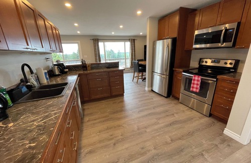 Port Edward Casa | 3 BR Serene Forest Sanctuary