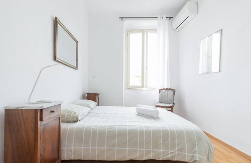 Quartier du Port Apartamento | 3 CASSINI
