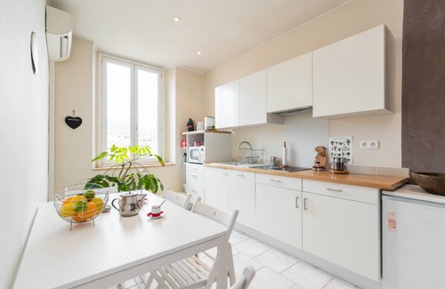 Quartier du Port Apartamento | 3 CASSINI