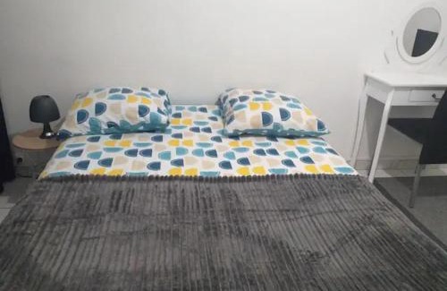 Colombes Apartamento | 3 chambres à louer dans l'appartement deux pas à Tramway2