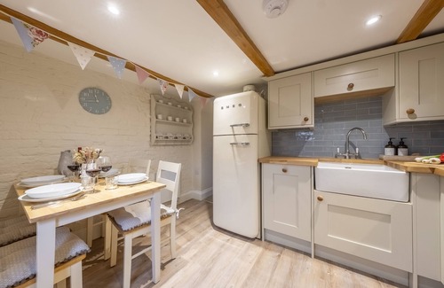 Docking Cabaña | 3 Chapel Cottages, Docking, Norfolk
