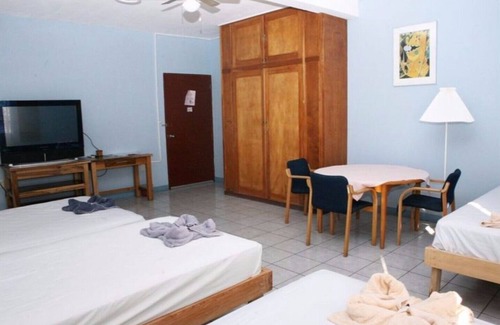Managua Cama Y Desayuno | HABITACION 3-D - 2 CAMAS INDIVIDUALES