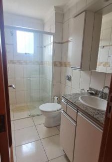 Capao da Canoa Apartamento | 3 dormitórios, com excelente localização, vista para a Praça Flávio Boianoviski e para o mar