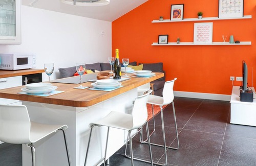 Aylsham Cabaña | 3 FRAZERS COURT, family friendly, country holiday cottage in Aylsham