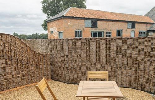 Beccles Casa | 3 Henham Barns