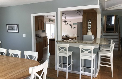 North Eastham Casa | 3 casas en una, piscina nueva, a pie de playa, ideal para familias múltiples