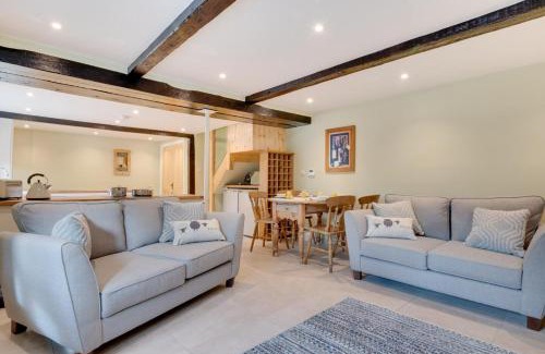 Low Bradley Casa | 3 Ivy Terrace