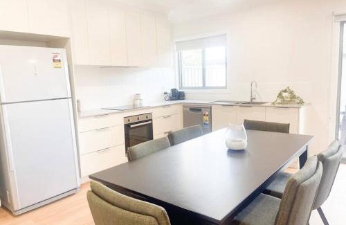 Wagga Wagga Apartamento | 3 Lampe in the CBD