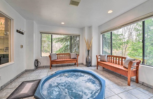 Cedar Glen Cabaña | 3-level Luxe Home w/ Spa, AC, Game Room & Theater!