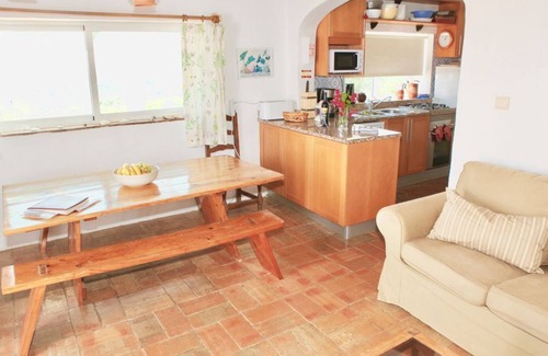 Olhao Casa | 3 cabañas rústicas restauradas con cariño en hermosos jardines con impresionantes vistas al mar