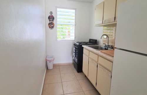 Playa Fortuna Apartamento | 3 Luquillo Beach 2/B Apartment with Swimming Pool