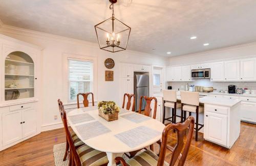 Austin Ave. Casa | 3 Mi to Baylor Waco Vacation Rental