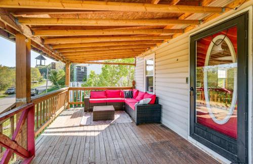 Thomas Casa | 3 Mi to Blackwater Falls Peaceful Retreat with Deck