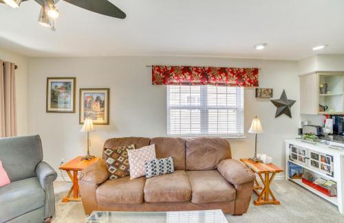 Branson Apartamento | 3 Mi to Branson Landing Condo with Pool Access